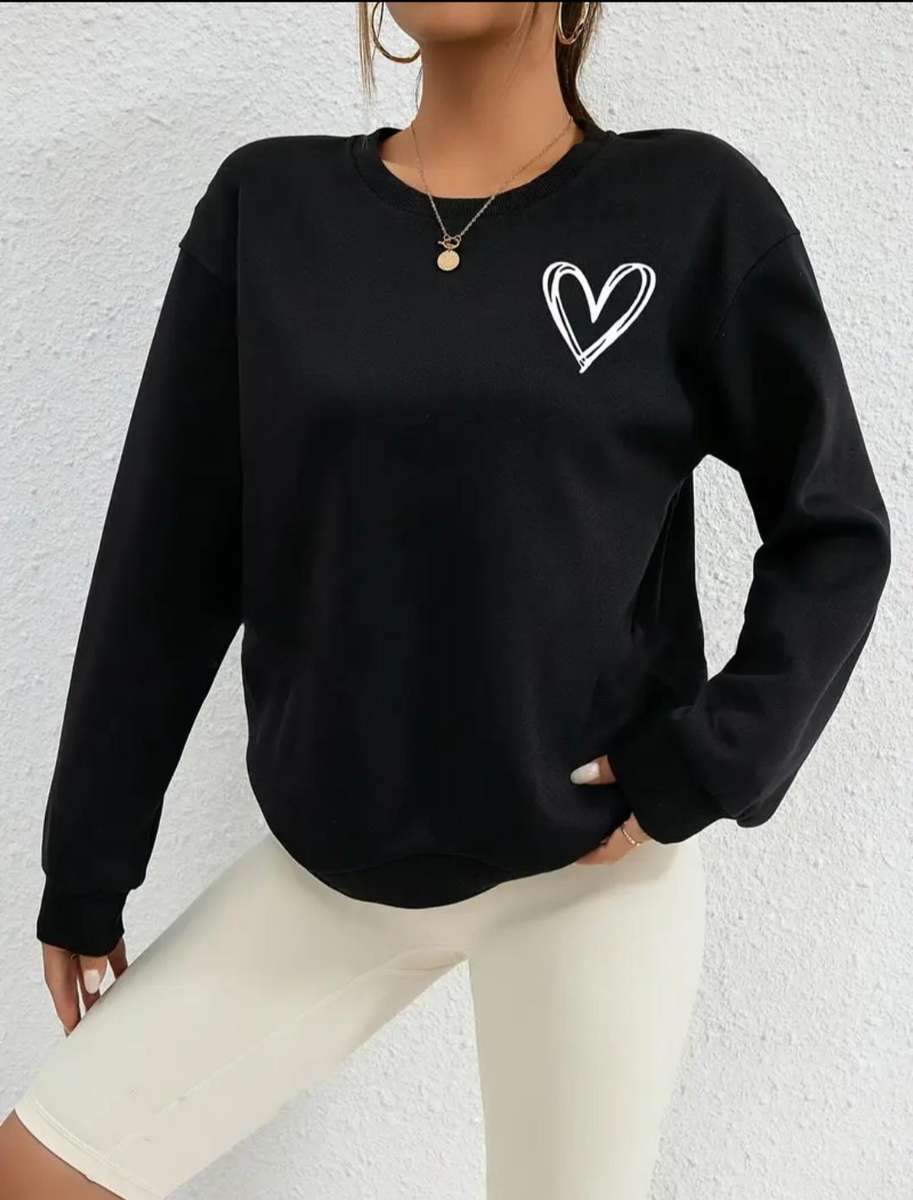 Black sweater : Size: XXL
