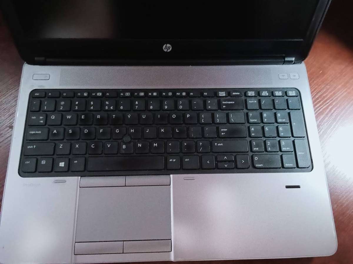 HP ProBook 650 G1 (Intel i5, 500GB WD Blue SSD & 12GB RAM) 15.6 Inch Laptop come with laptop bag