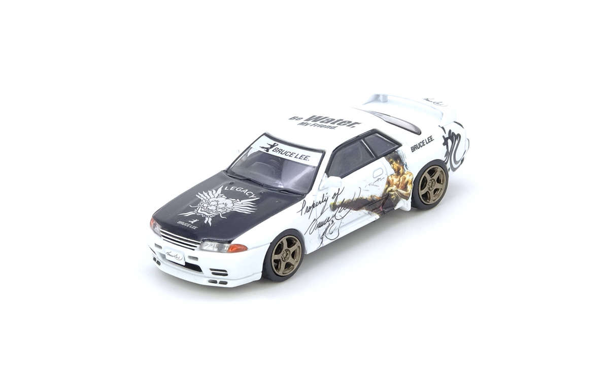 INNO64 NISSAN SKYLINE GT-R (R32) Bruce Lee