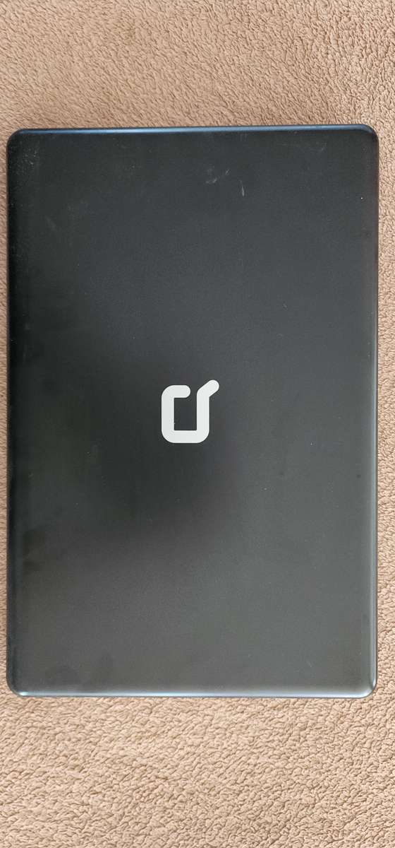 HP Compaq Presario CQ57-215SI 2.3GHz 925 15.6" 1366 x 768pixels Black Notebook