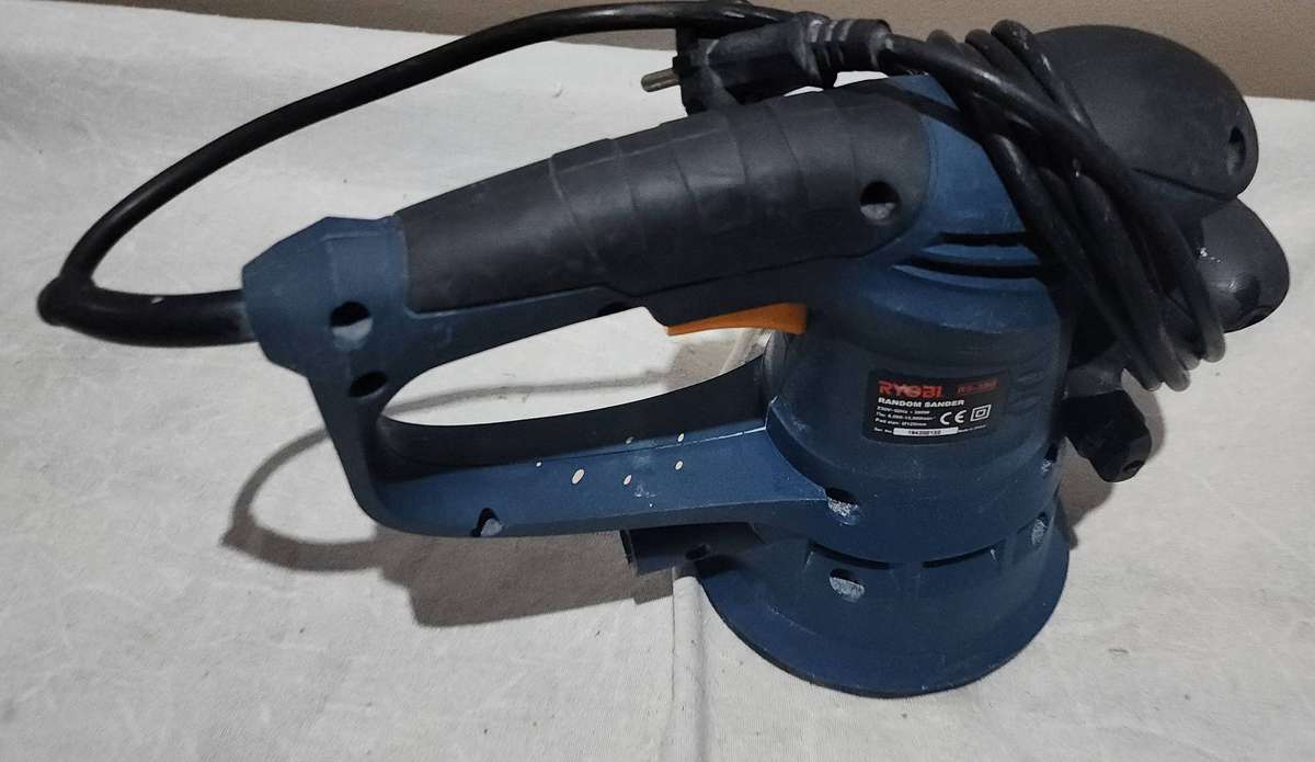 Ryobi 380W Random Orbital Sander, 125 mm Size