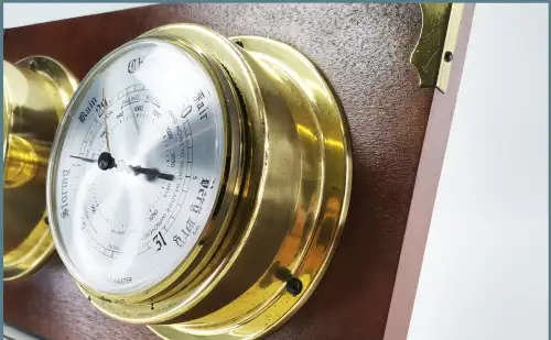 Brass and Wood Gauge Style Clock and Barometer Wall Plaque!!! 38cm Wide!!!