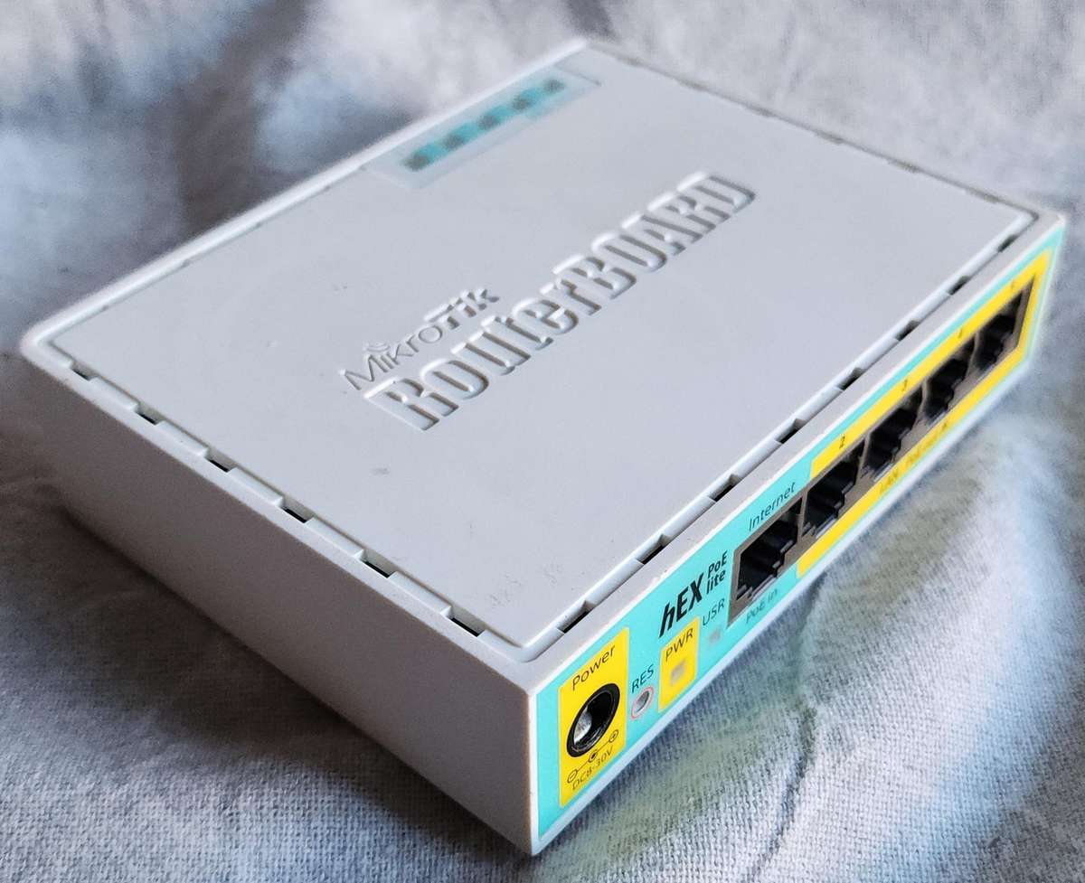 MikroTik hEX PoE Lite 5 Port Ethernet 4 PoE Router | RB750UPr2