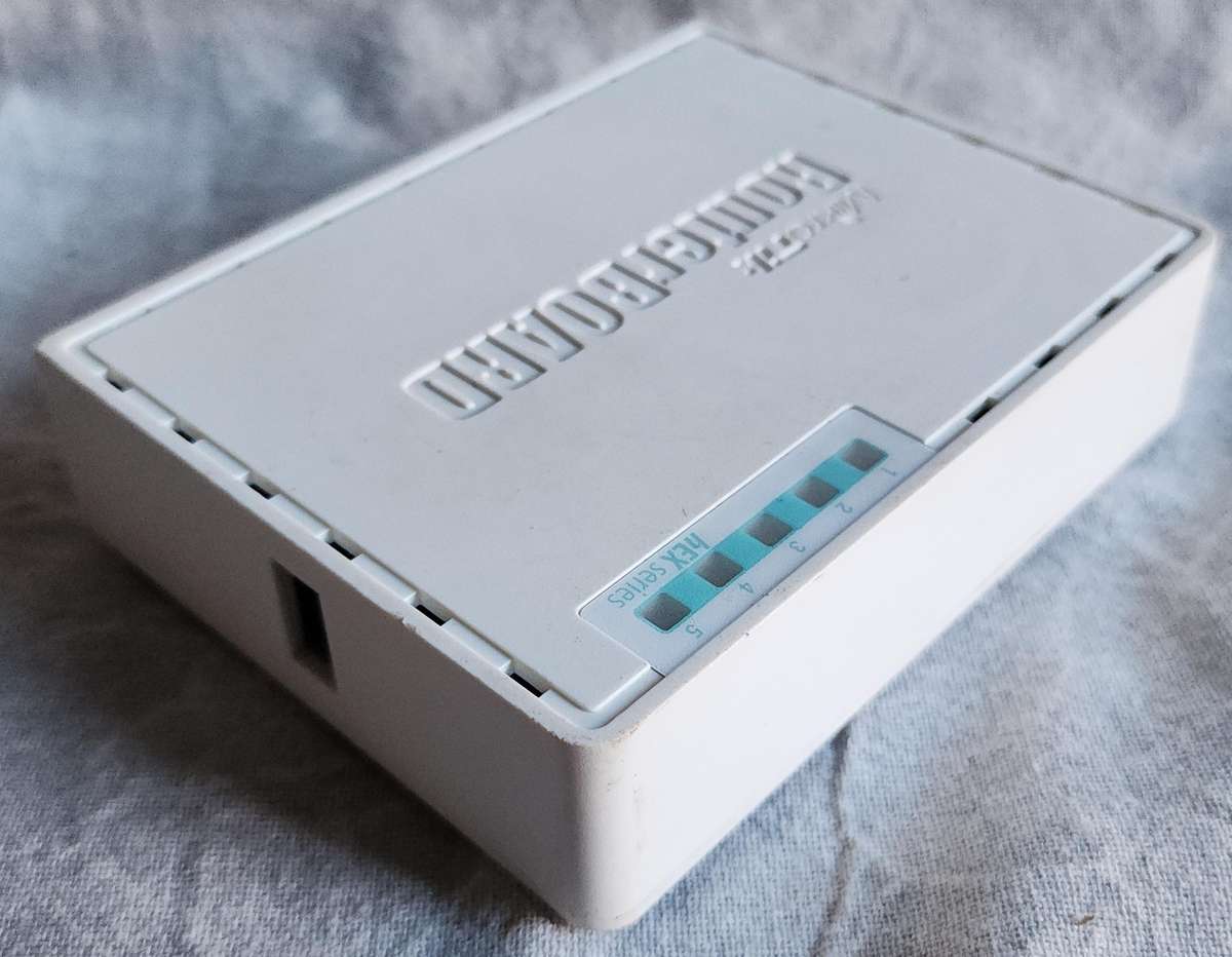 MikroTik hEX PoE Lite 5 Port Ethernet 4 PoE Router | RB750UPr2