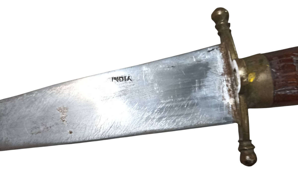 Vintage India Dagger Knive-wood and brass Hand carved handle and sheath-stamped India-L 30 cm