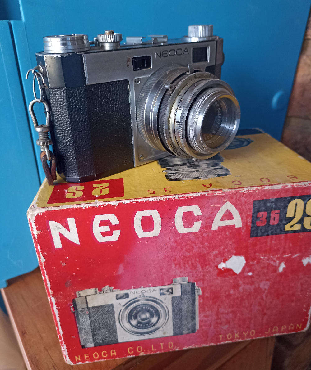 1950's Neoca 2S, 35 mm film camera in Original box which is a rare a find
