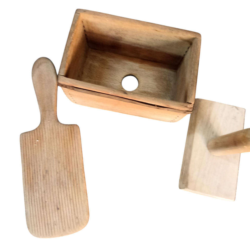 Vintage 1lb wooden butter mould and paddle