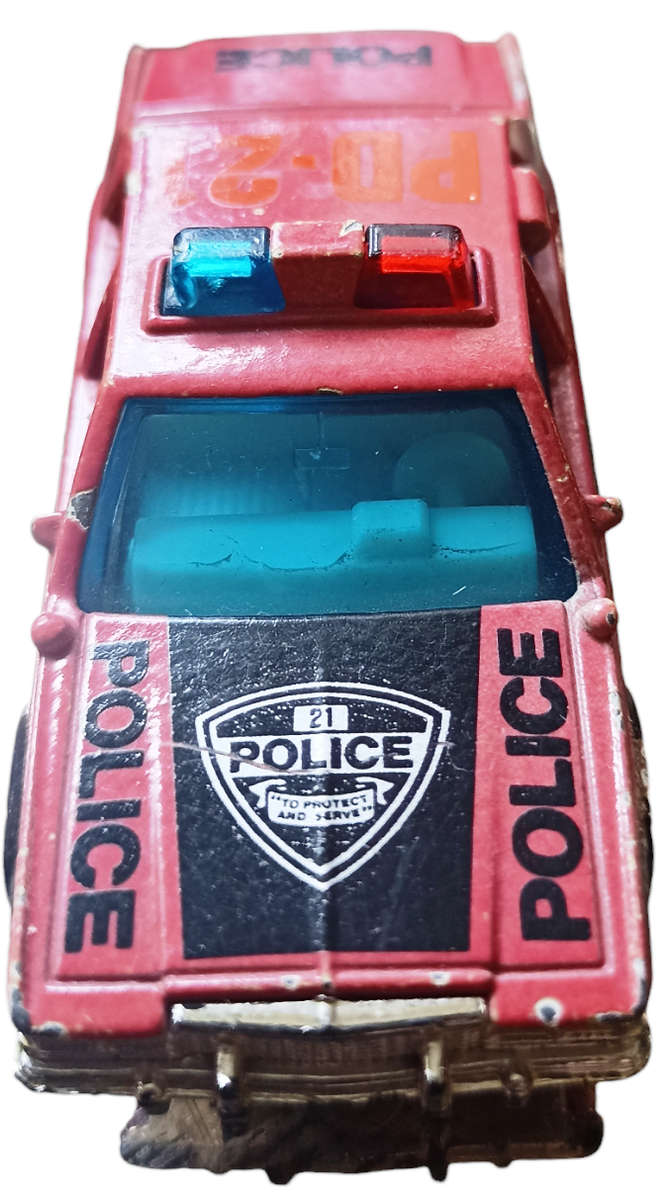 Vintage red/pink die cast Matchbox Ford -made in Macau-Police Patrol car PD-21 -1:69-Good condition