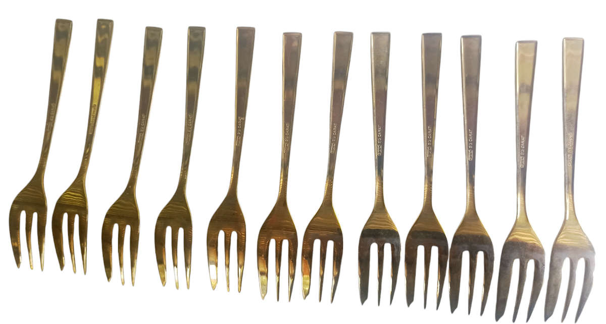 Vintage N.T.C. 23 Carat Gold Plated Set of 12 Cake Forks with Flowers Pattern and engraved 23 Carat