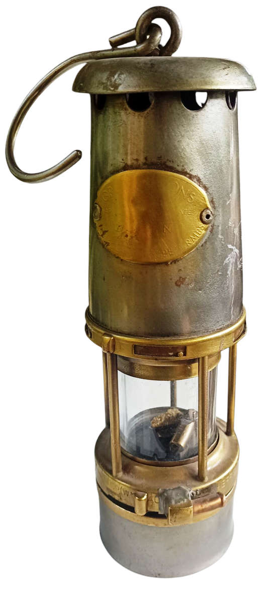 Vintage Vintage "The Wolf no 7" -Sheffield Mining lamp-stamped no 101-original and complete