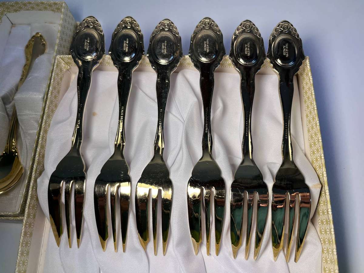 Eetrite 24ct Gold Plated Royal Albert Moonlight Rose Spoons and Cake Forks for 6
