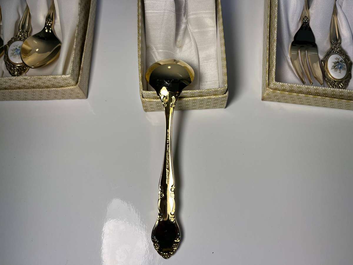 Eetrite 24ct Gold Plated Royal Albert Moonlight Rose Spoons and Cake Forks for 6