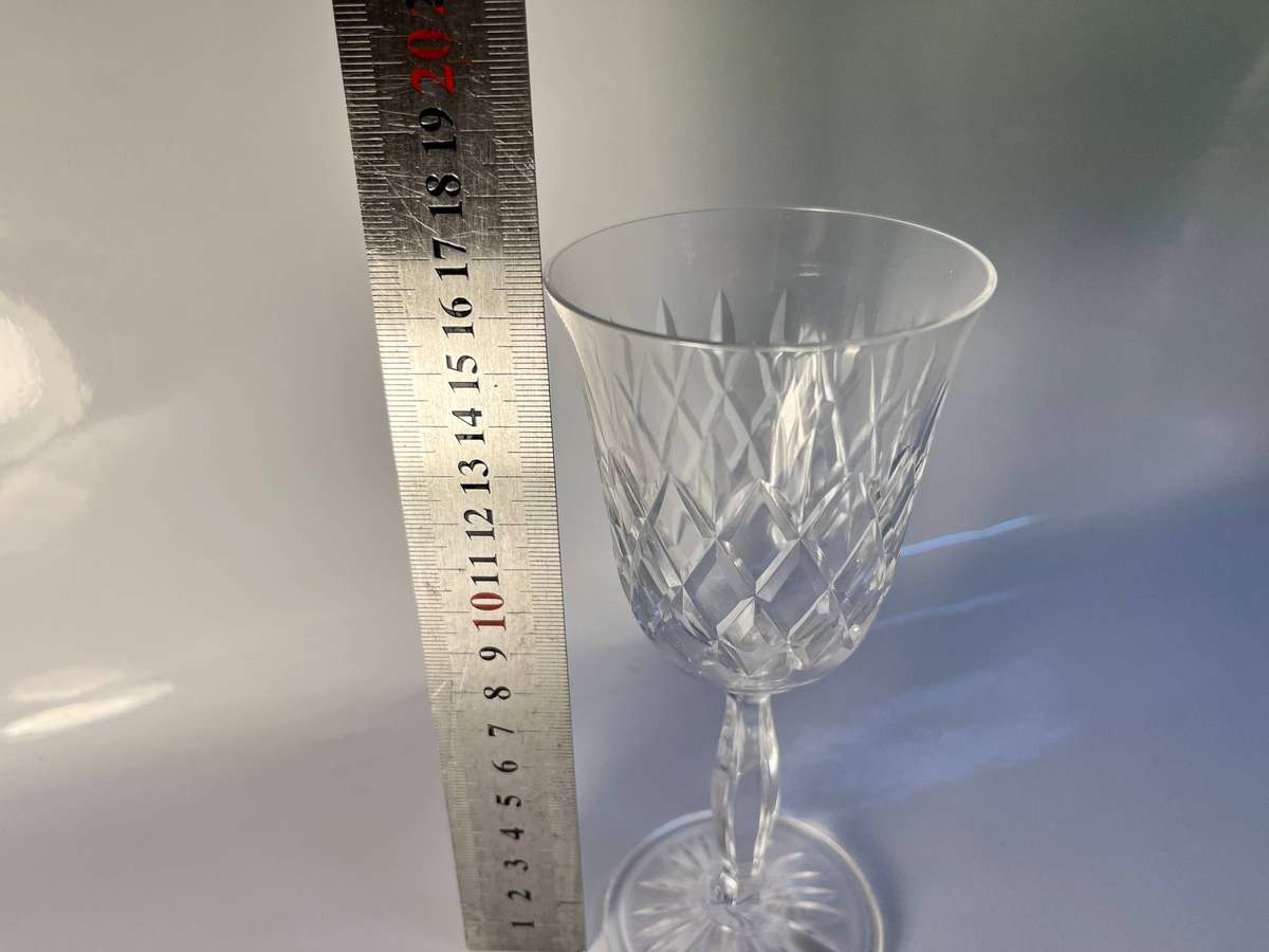 Handcut Somerset Lead Crystal Wine Glasses x 6 - Unused in Box