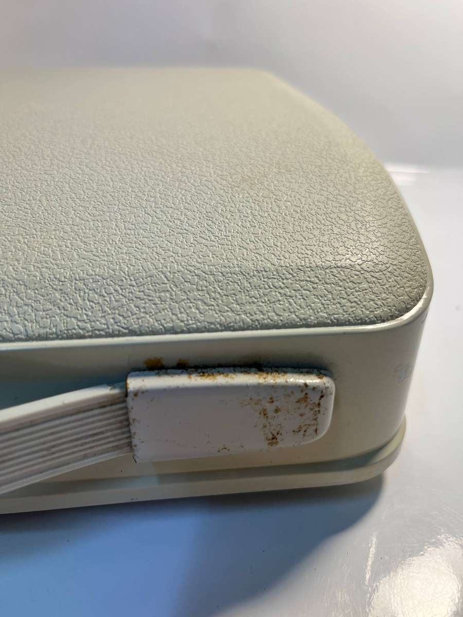 1977 Hermes Baby Typewriter - Working