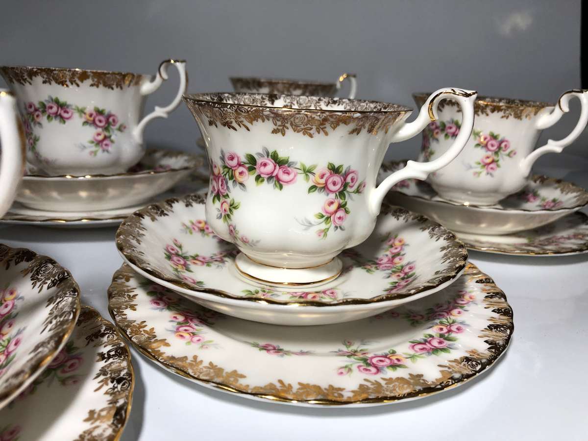 ROYAL ALBERT - TEA TRIO - DIMITY ROSE - NEAR PERFECT CONDITION TAKE 1 OR ALL 6