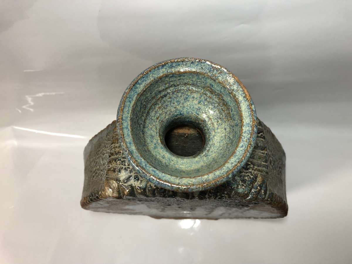 LARGE VINTAGE POTTERY VASE - 49CM- NEAR PERFECT CONDITION