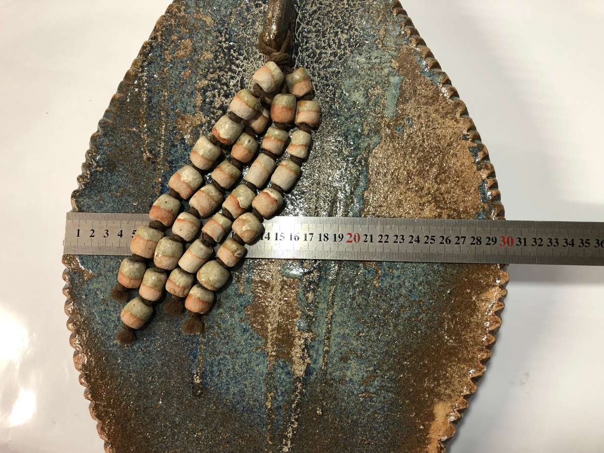 LARGE VINTAGE POTTERY VASE - 49CM- NEAR PERFECT CONDITION