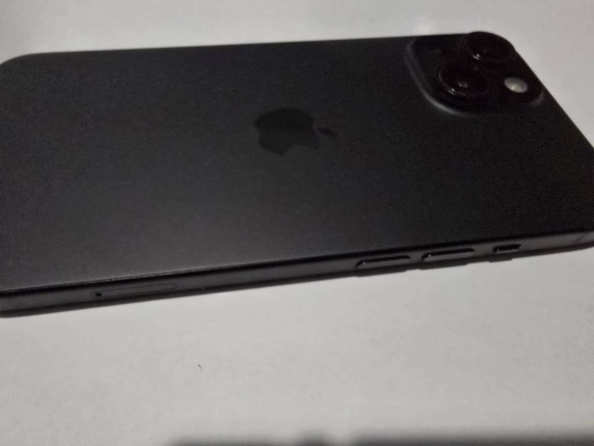 Apple Iphone 15 128gb - Read description
