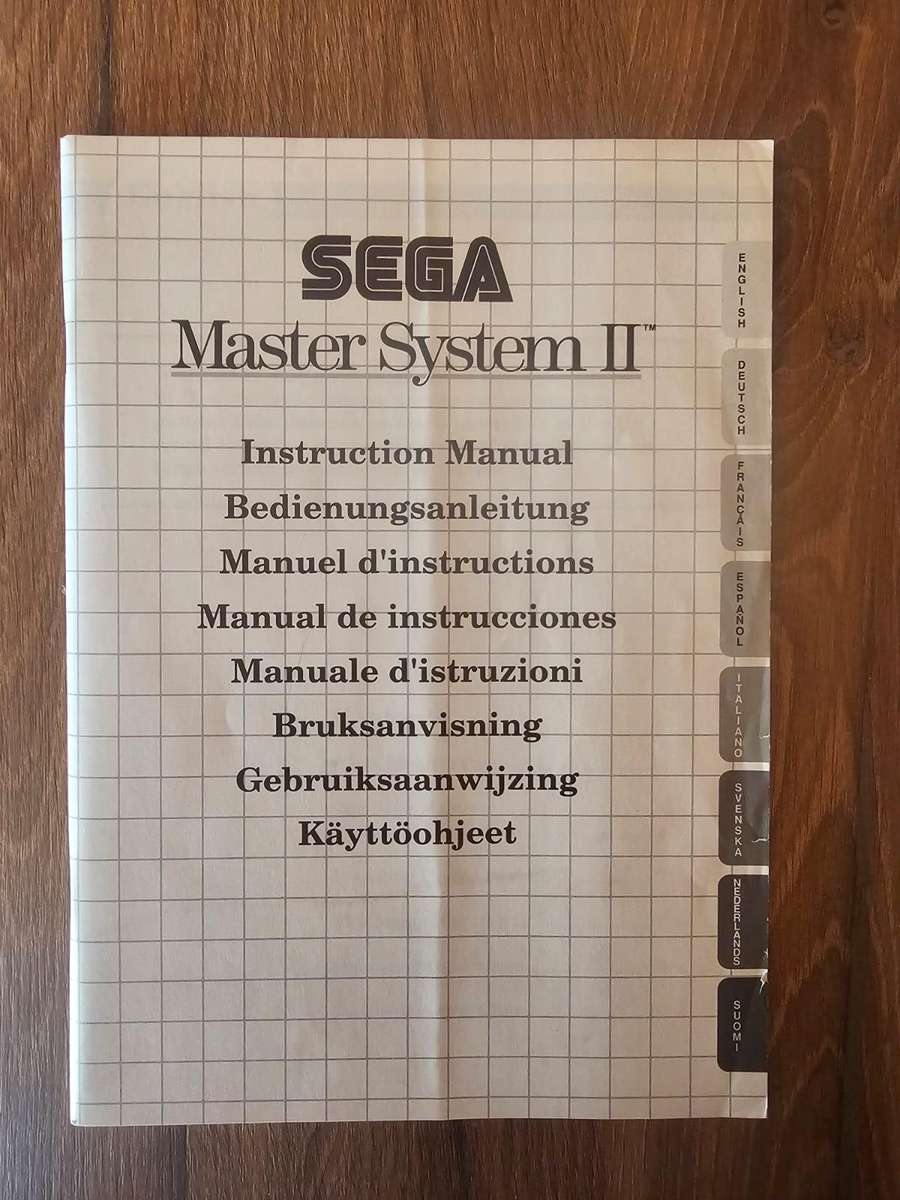 Sega Master System II console (complete in box)