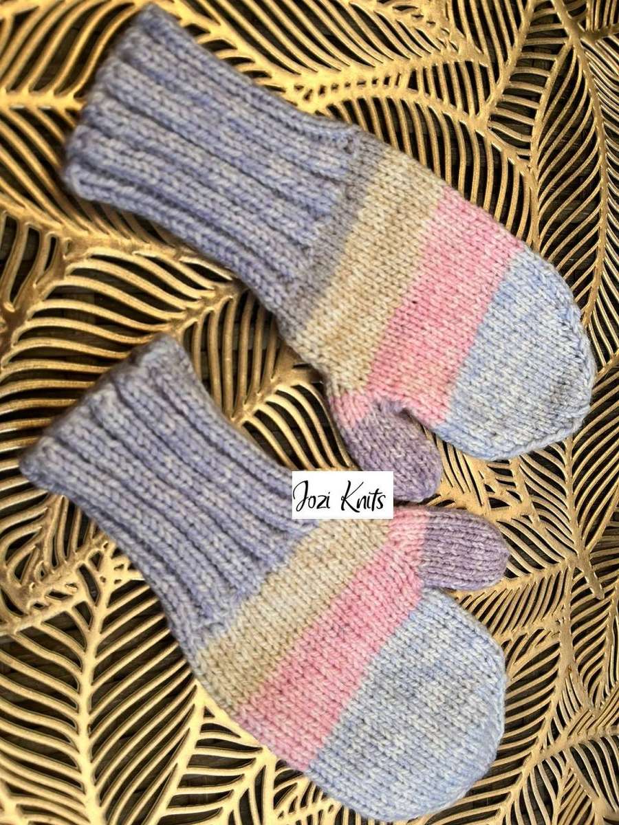 Mittens (5 - 6 years) Hand Knitted