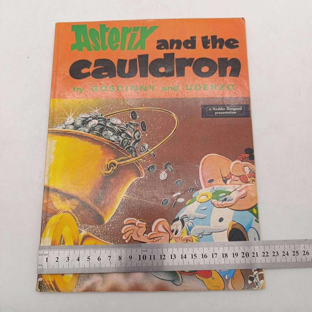 Asterix and the cauldron by Goscinny and Uderzo