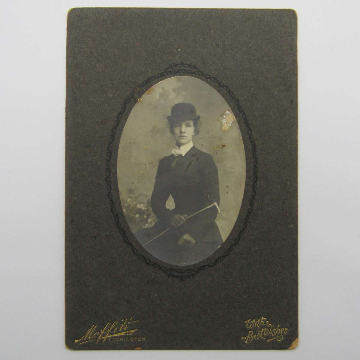 Antique photo of beautiful lady by Moffit of Accrington, England