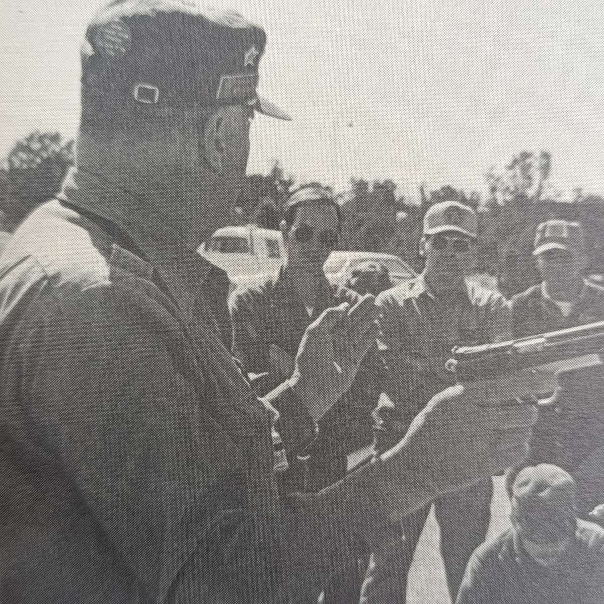 3rd Edition Law Enforcement  Handgun digest - Guide to Police weapons