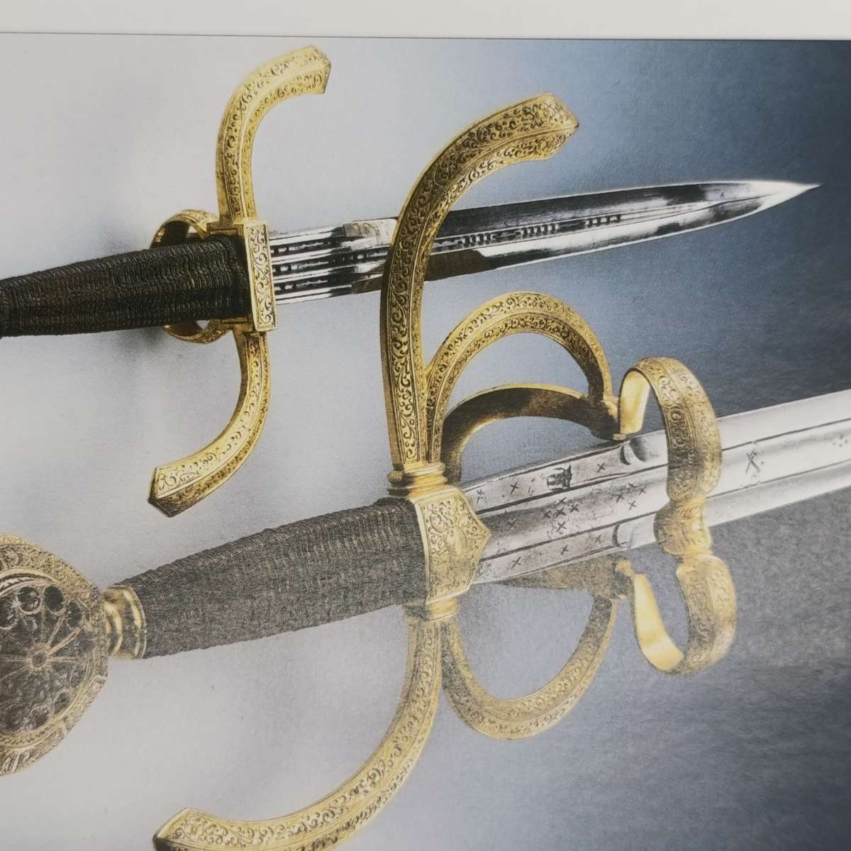 World Encyclopedia of knives, daggers & bayonets