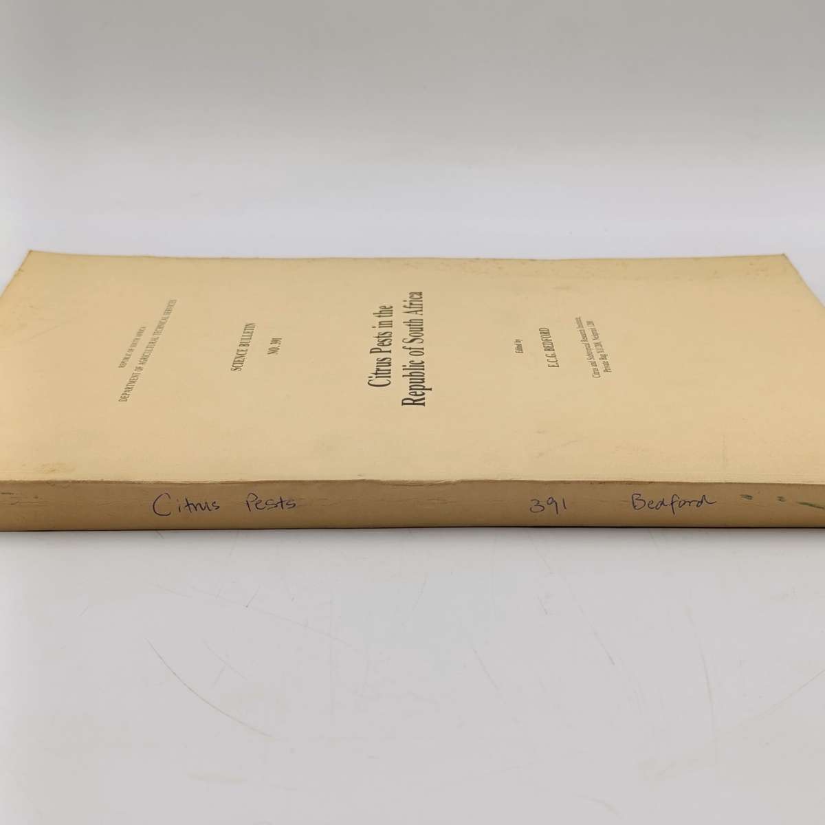 South Africa Science Bulletin 391 Citrus pests in South Africa - 1978