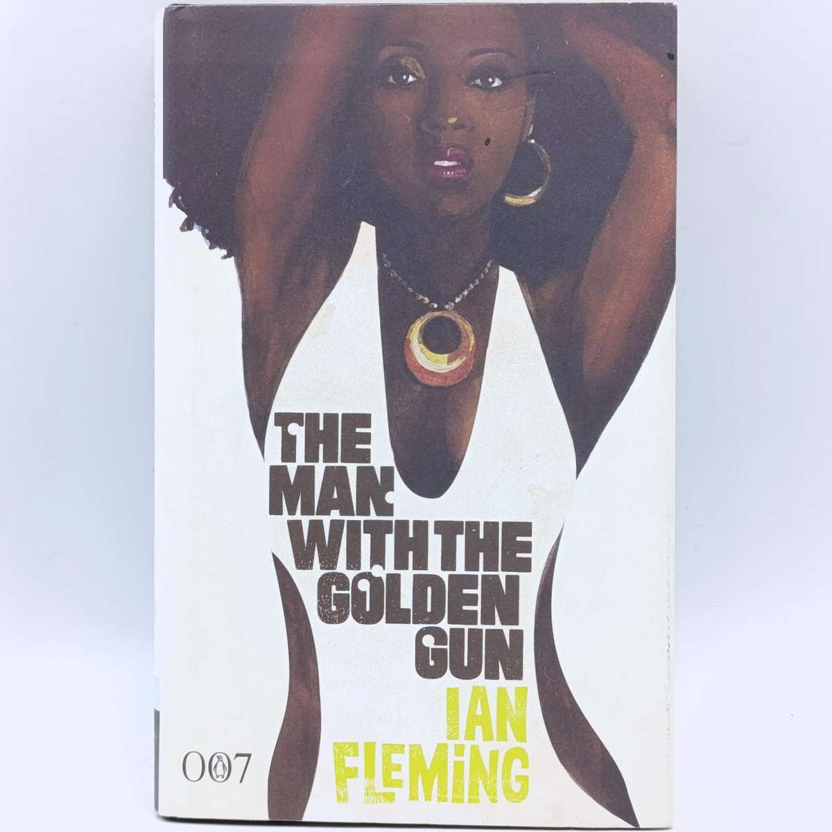 James Bond 007 - The man with the golden gun by Ian Fleming