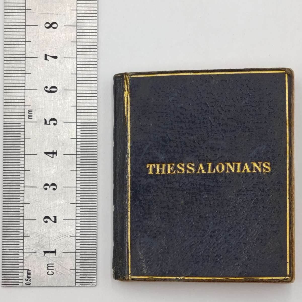 Lot of 4 miniature Bible books