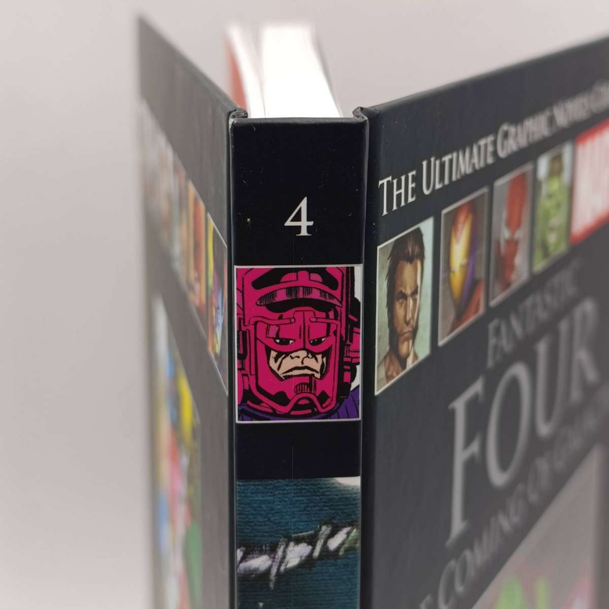 Marvel #4 Fantastic Four The Coming of Galactus graphic novel