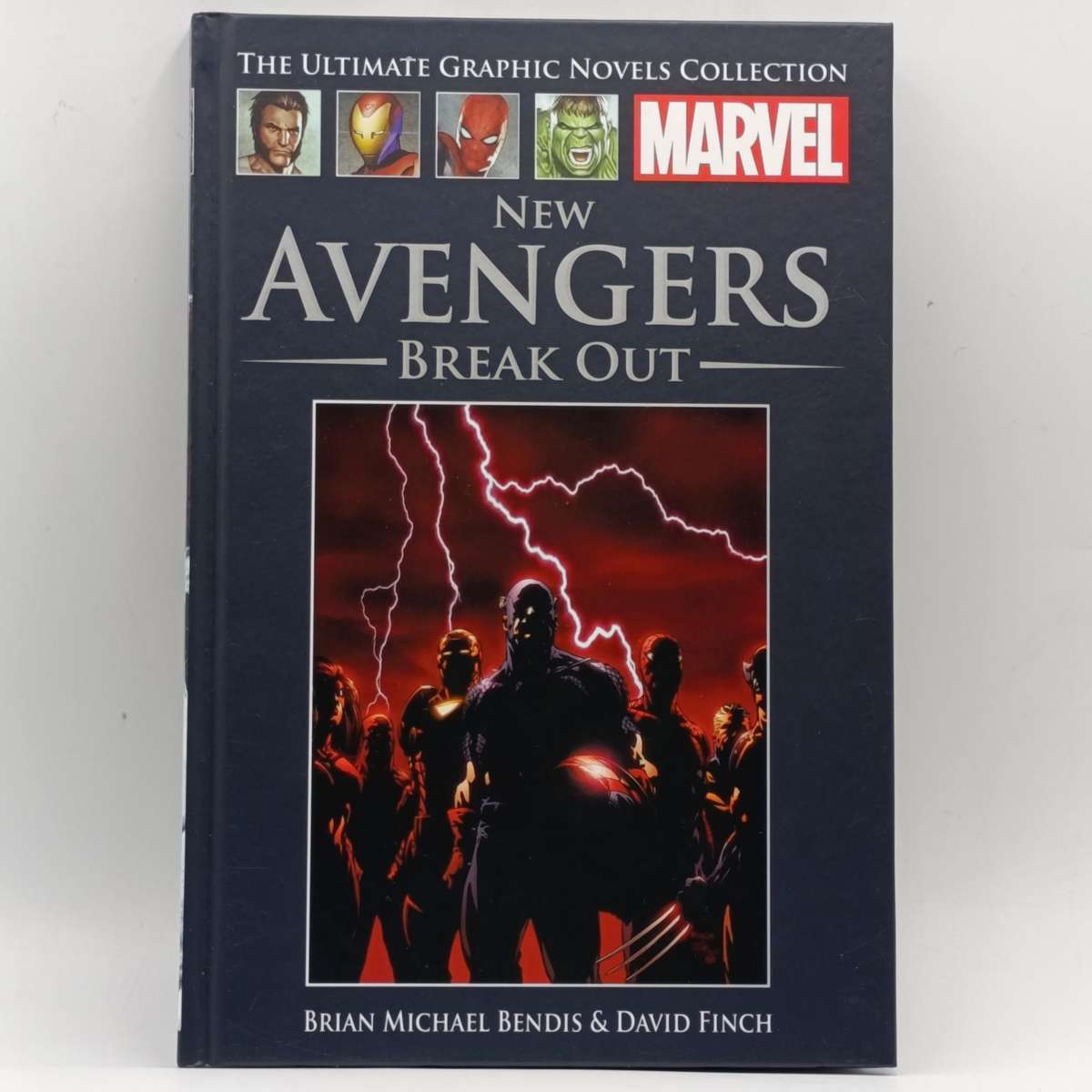 Marvel #82 New Avengers Break Out graphic novel