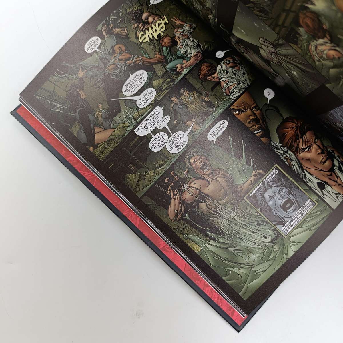 Marvel #82 New Avengers Break Out graphic novel