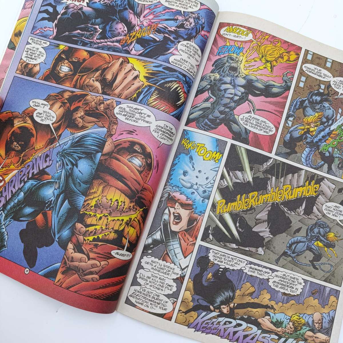 Lot of 3 vintage 1995 issue comics - Captain America, Exiles, The Mask