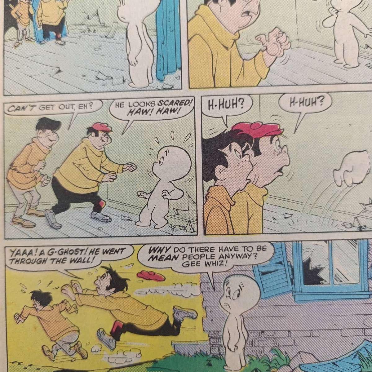 Lot of 5 vintage Richie Rich and Casper comics