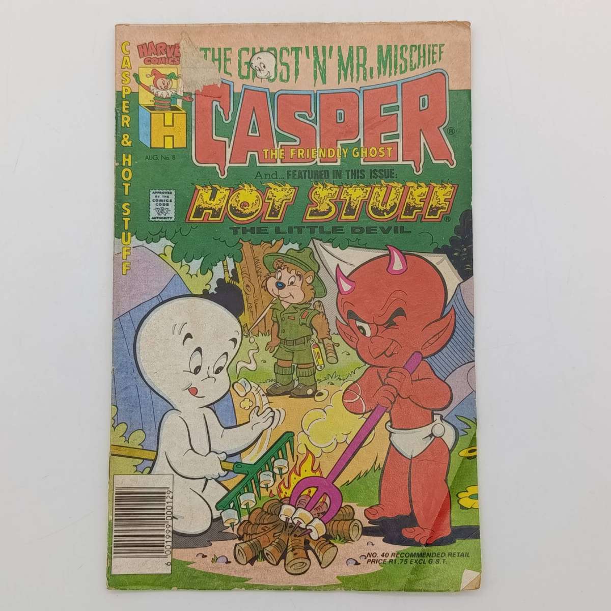 Lot of 5 vintage Richie Rich and Casper comics