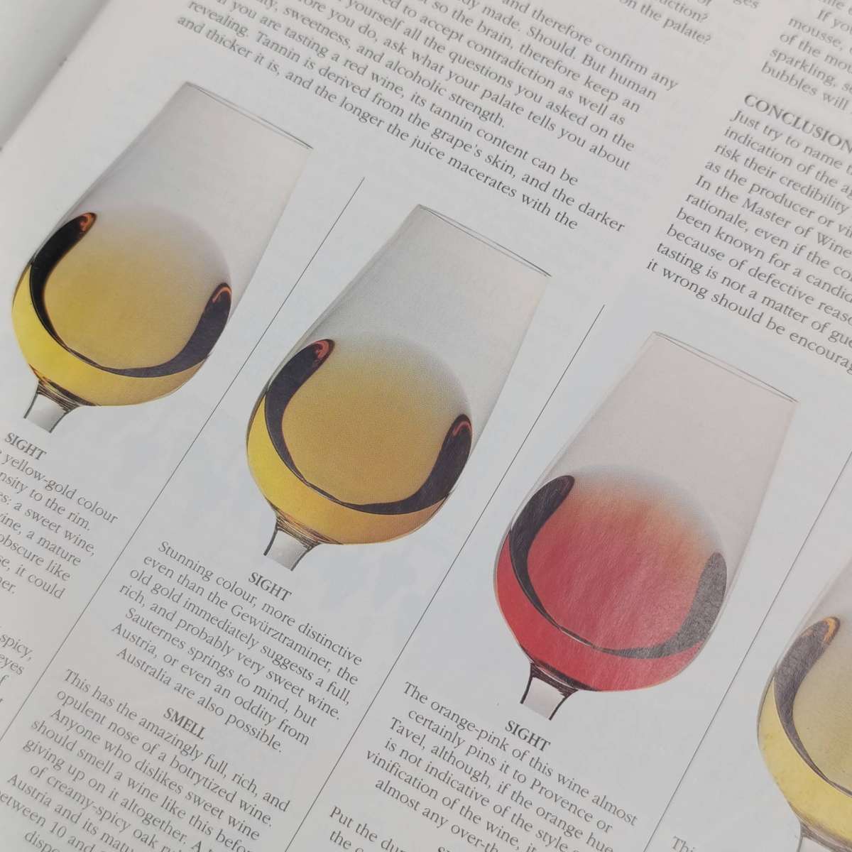The new Sotheby's Wine Encyclopedia by Tom Stevenson - A Comprehensive Reference Guide to the Wines