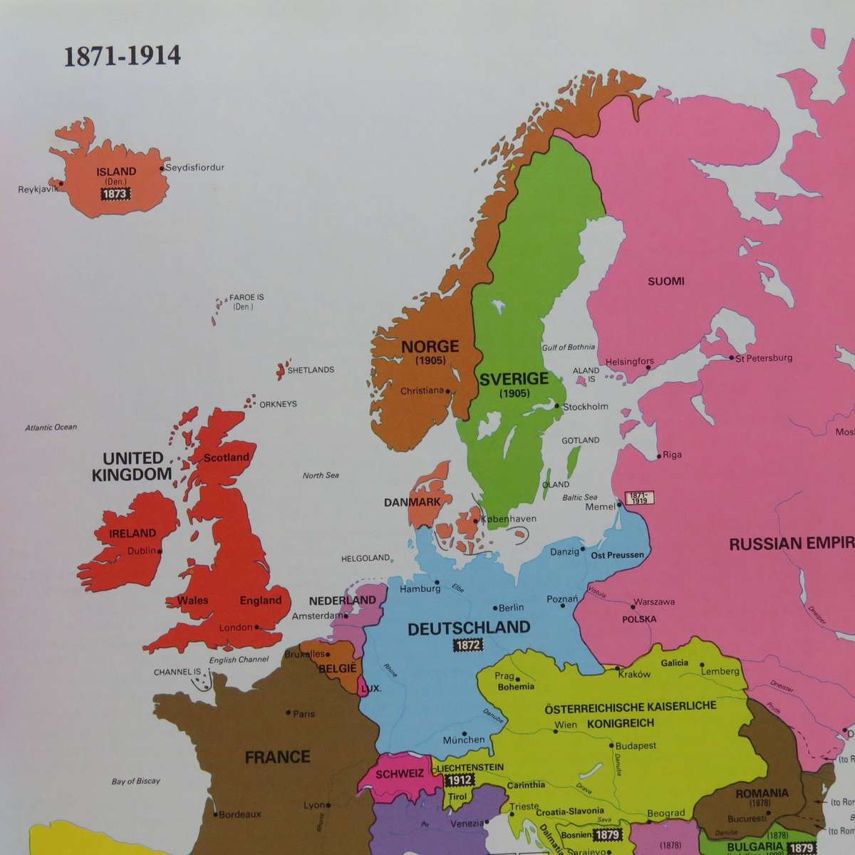 The Stamp Atlas by Stuart Rossiter and John Flower