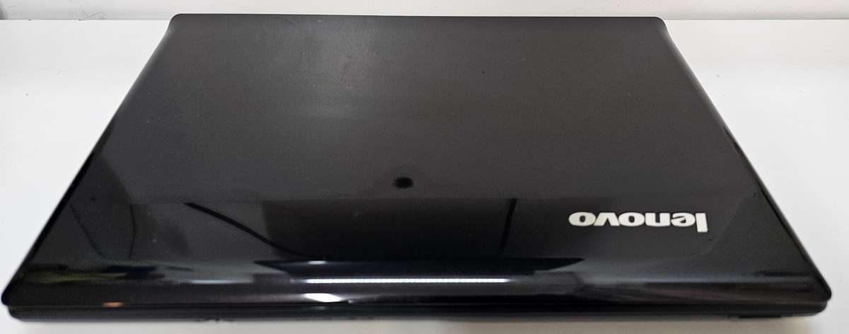 Lenovo G570 i3-2310M 3GB RAM 500GB HDD - No charger
