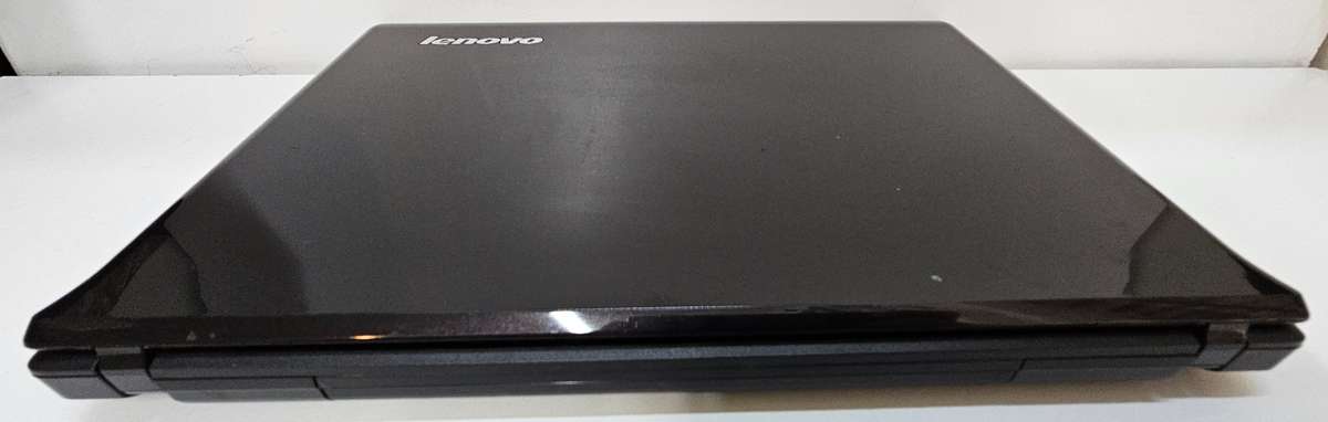 Lenovo G570 i3-2310M 3GB RAM 500GB HDD - No charger