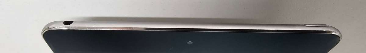 iPad Mini 4 - 32GB WiFi only - Digitiser cracked