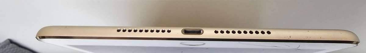 iPad Mini 4 - 128GB WiFi only