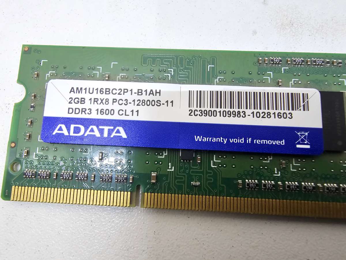 Lenovo G500 - Intel CPU - 320GB HDD - 2GB RAM - No screen or battery - Spares or Repairs