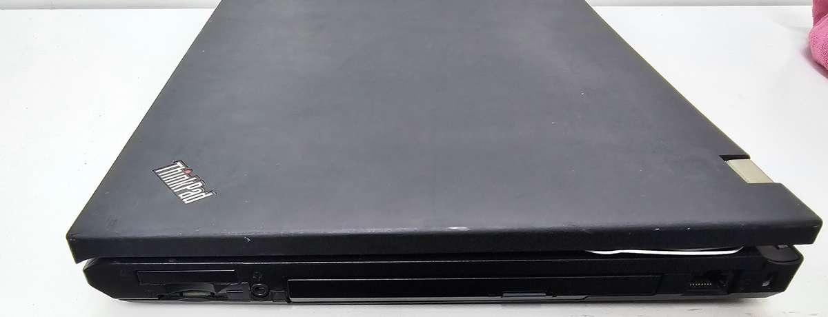 Lenovo laptop i5 - spares or repairs