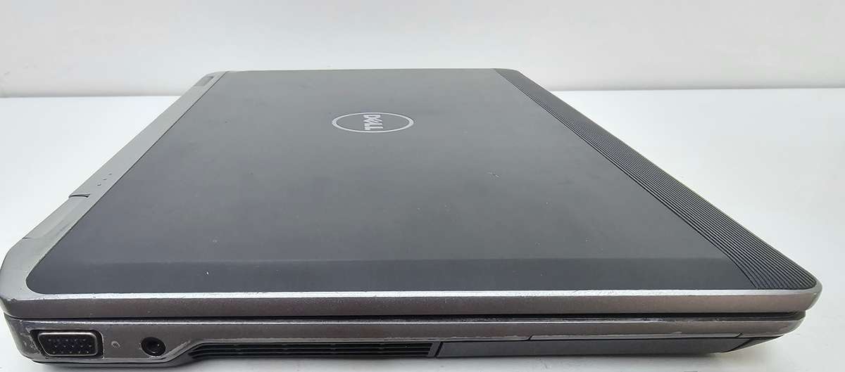 Dell Latitude E6330 i5-3340M 4GB RAM 500GB HDD - Screen damaged, needs new battery