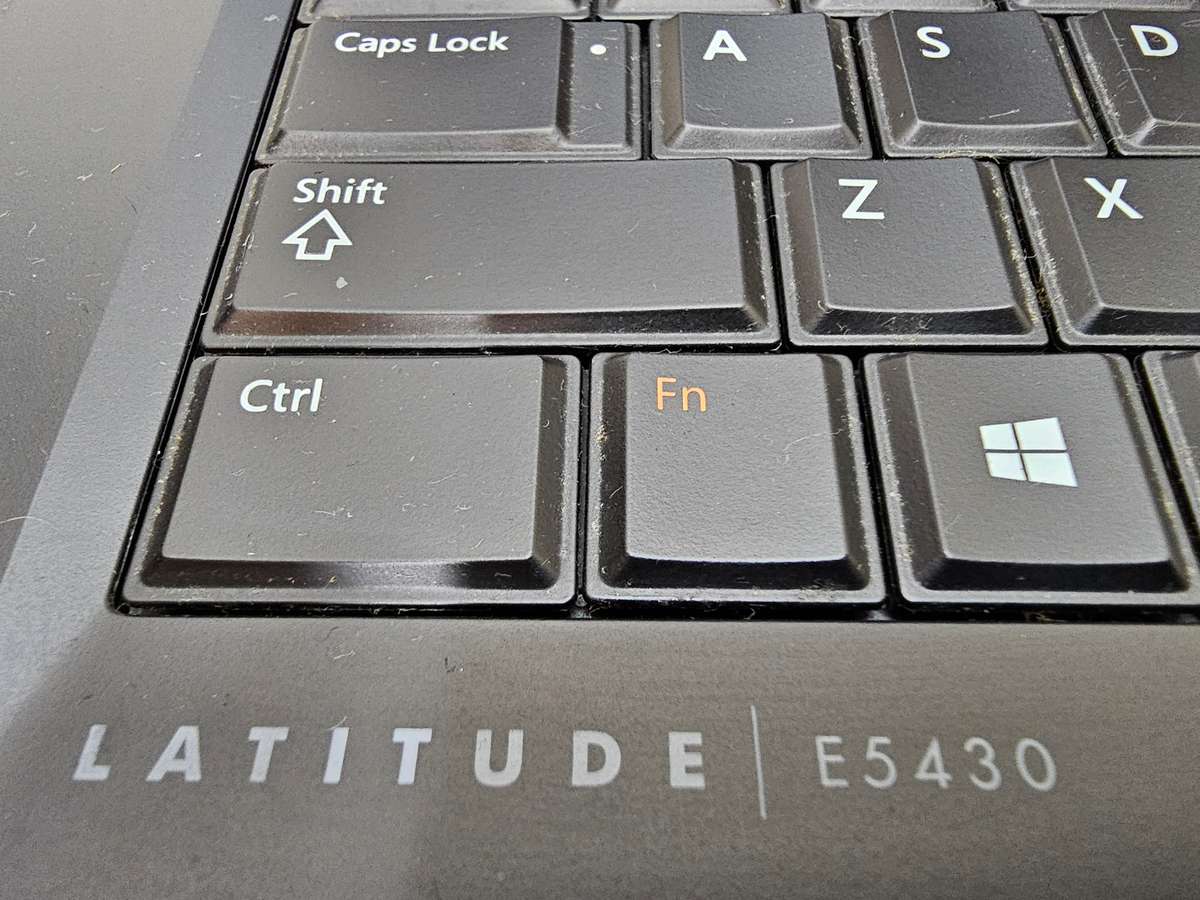 Dell Latitude E5430 i5-3340M - Spares or repairs