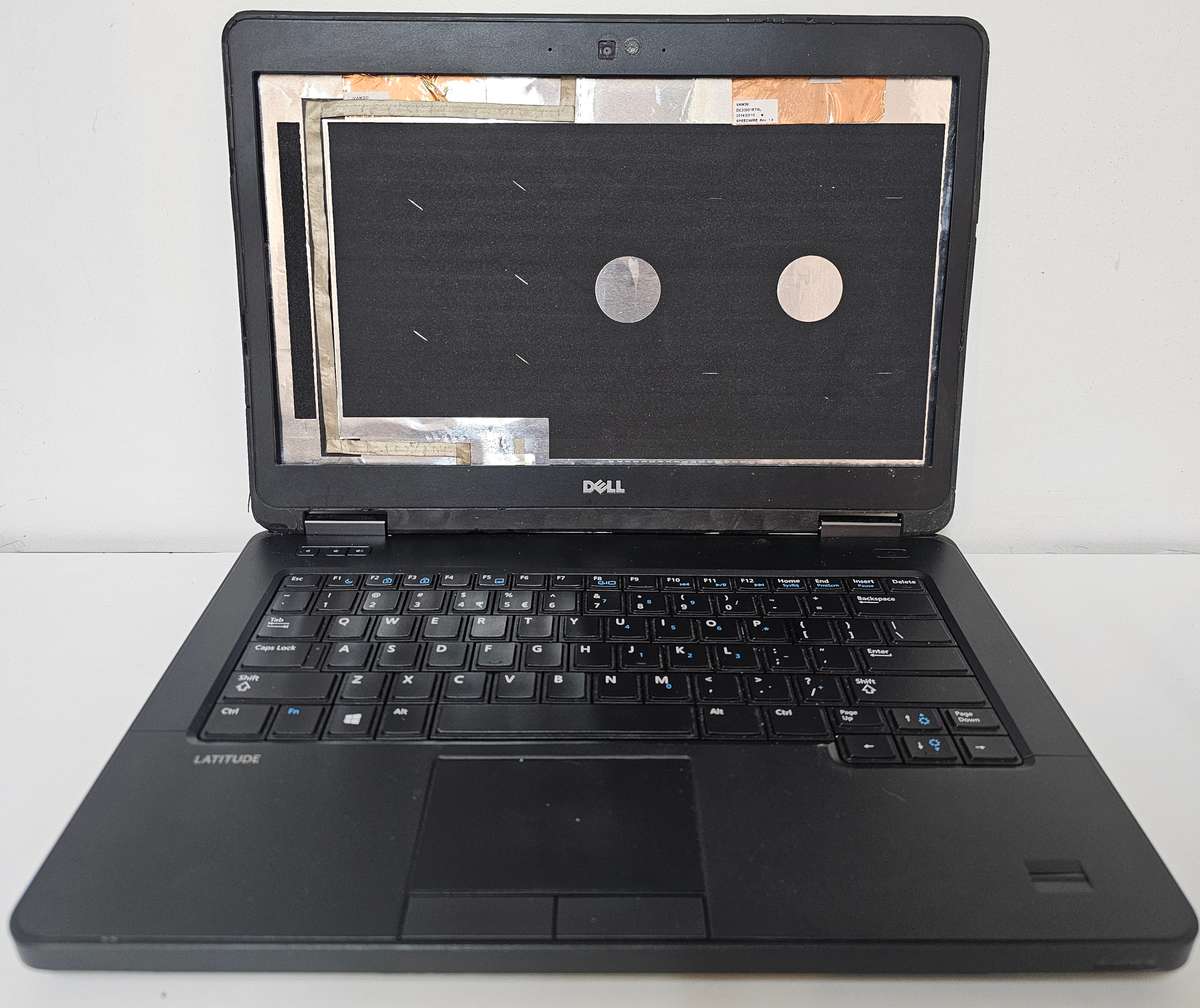 Dell Latitude E5440 i5-4310U 8GB RAM 128GB SSD - Needs a new screen and battery