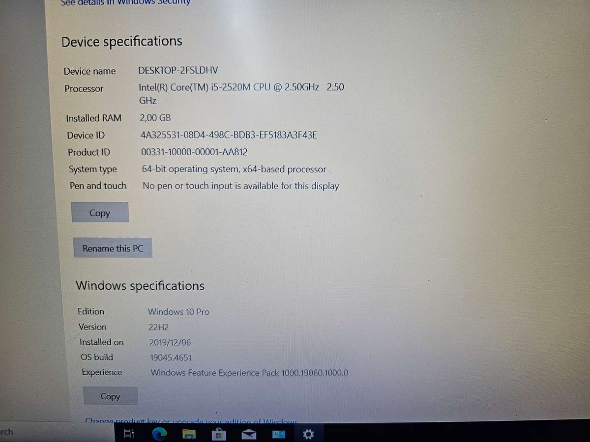 Dell Latitude E5520 - i5-2520M 2GB RAM 500GB HDD - No battery