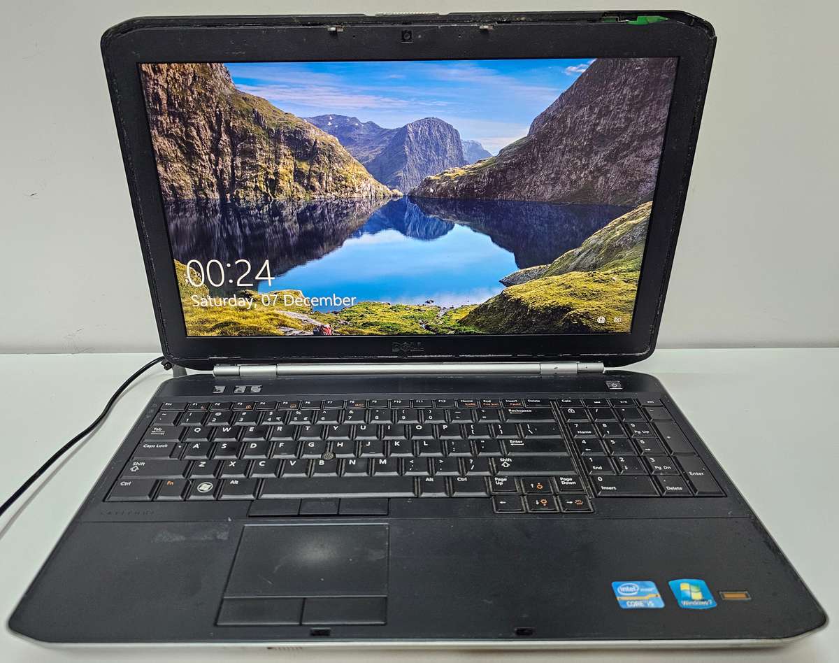 Dell Latitude E5520 - i5-2520M 2GB RAM 500GB HDD - No battery